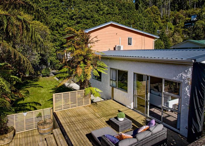  at 98 Kamahi Street, Stokes Valley, Lower Hutt