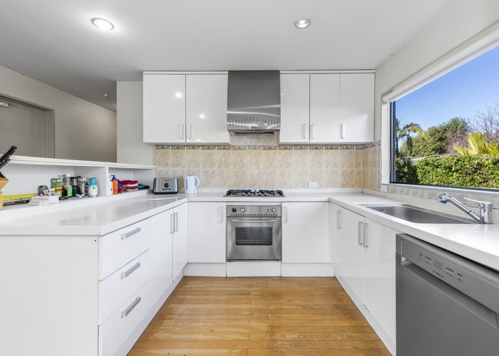  at 19 Woodside Avenue, Northcote, North Shore City, Auckland