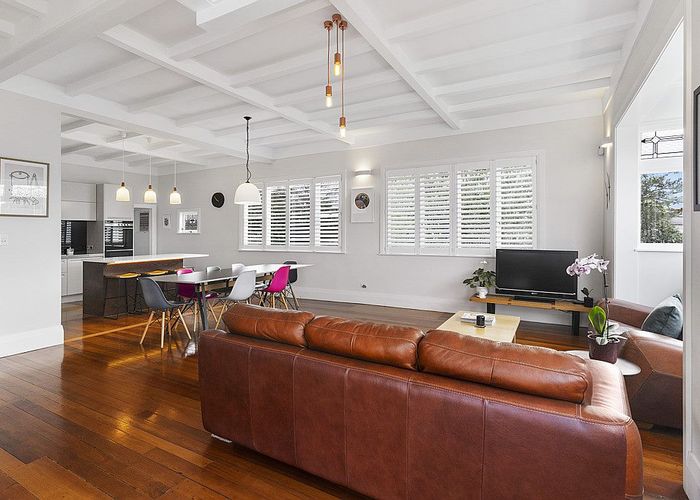  at 6 Bannerman Road, Morningside, Auckland