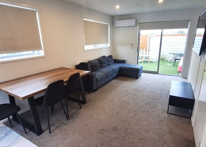  at 6/42 Kaikoura Street, Henderson, Waitakere City, Auckland