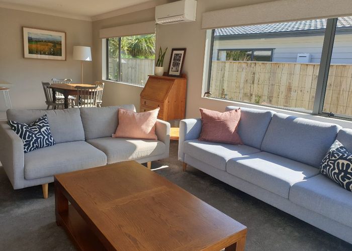  at 21 Moonsail Drive, Whitby, Porirua