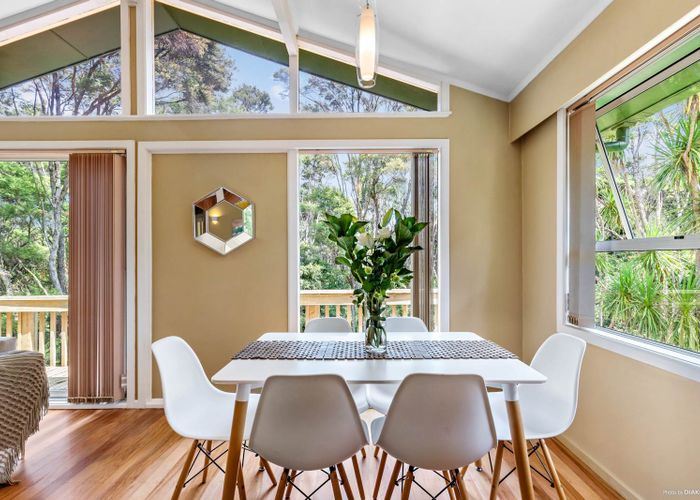  at 21 Brunton Place, Glenfield, Auckland