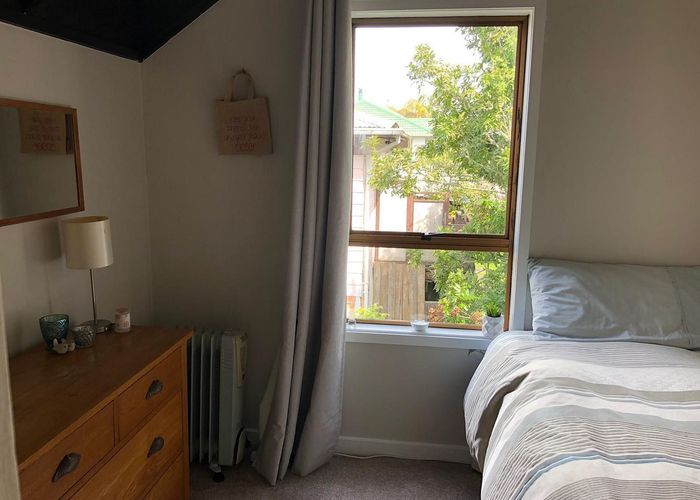  at 2/36 Koromiko Street, New Lynn, Auckland