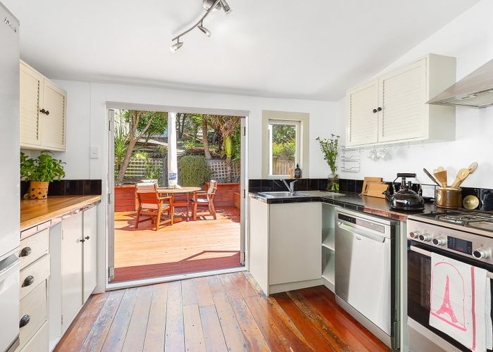  at 22 Edinburgh Terrace, Berhampore, Wellington