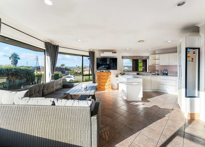  at 62 Rushgreen Avenue, Pahurehure, Papakura, Auckland