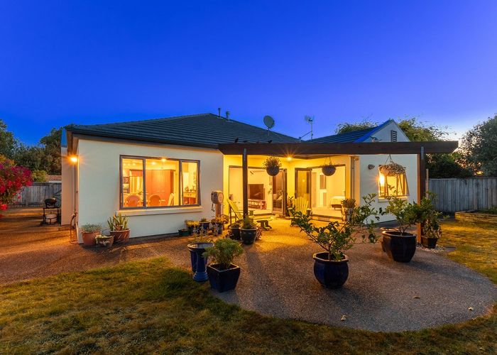  at 95 Weggery Drive, Waikanae Beach, Waikanae