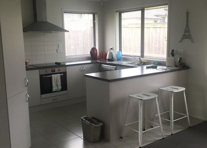  at 79 Farnborough Drive, Grandview Heights, Hamilton