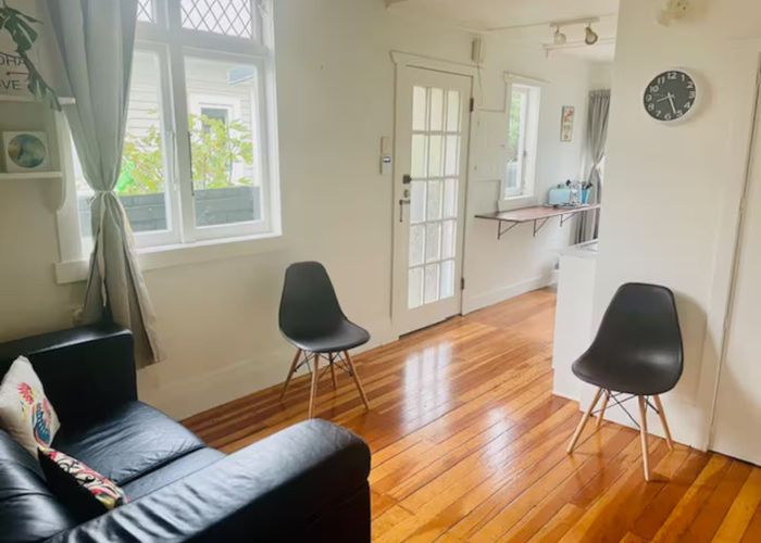  at 2/97 Sandringham Road, Kingsland, Auckland City, Auckland