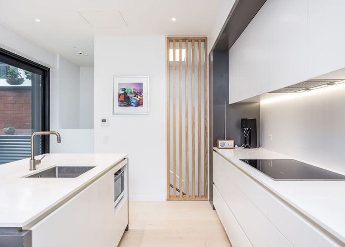  at 6/143 Pakenham Street West, Auckland Central, Auckland