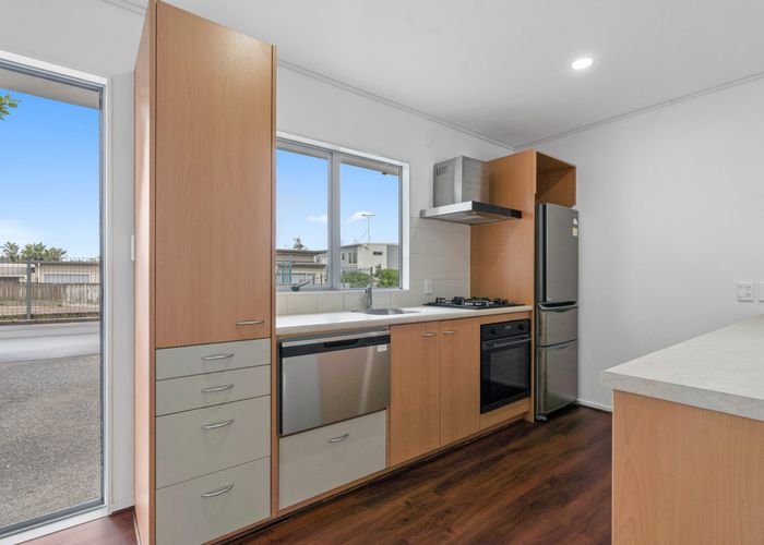  at 7/218 Captain Springs Road, Onehunga, Auckland City, Auckland