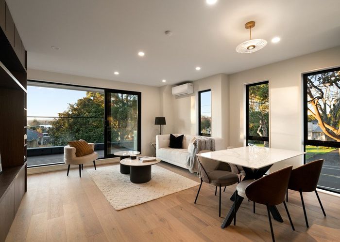  at 7/182 Tripoli Road, Point England, Auckland City, Auckland