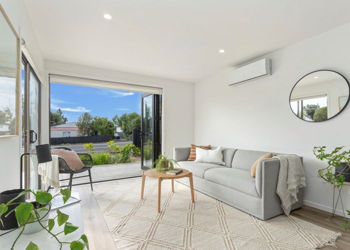  at 136 Riversdale Road, Avondale, Auckland