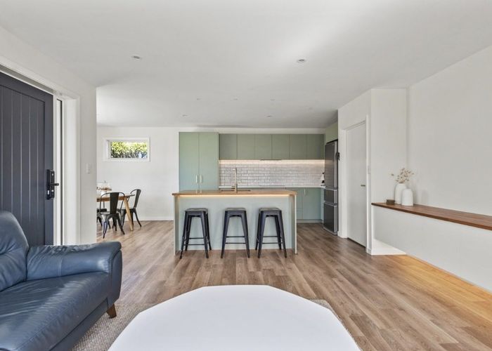  at 8 Pahau Place, Cracroft, Christchurch