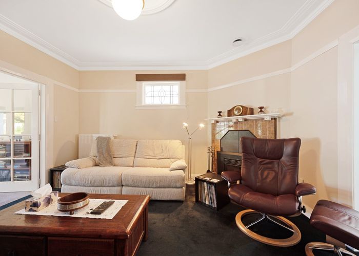  at 21 Burrows Avenue, Karori, Wellington