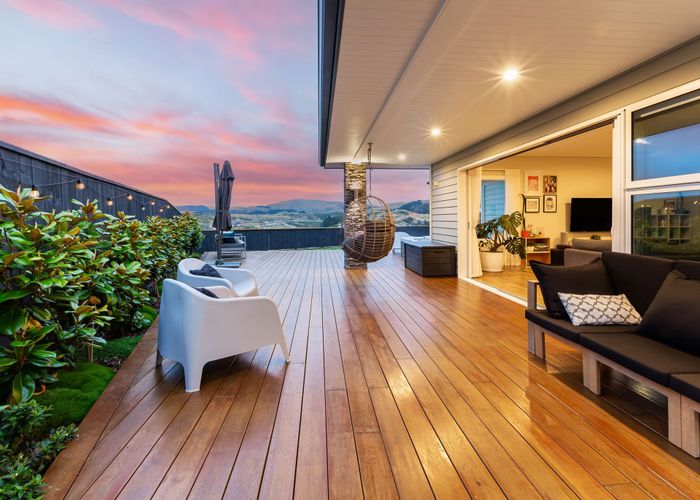  at 22 Topsail Way, Whitby, Porirua, Wellington