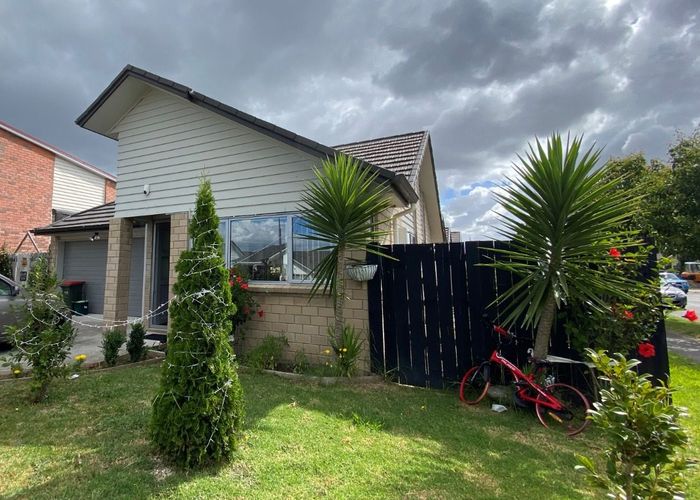  at 18 Whekau Drive, Takanini, Papakura, Auckland