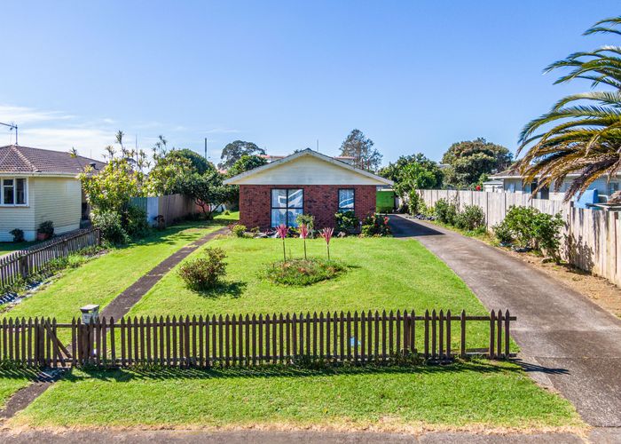  at 23 Chalfont Street, Mangere East, Auckland