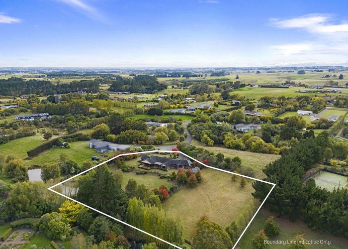  at 35 Stonebrook Lane, Kelvin Grove, Palmerston North
