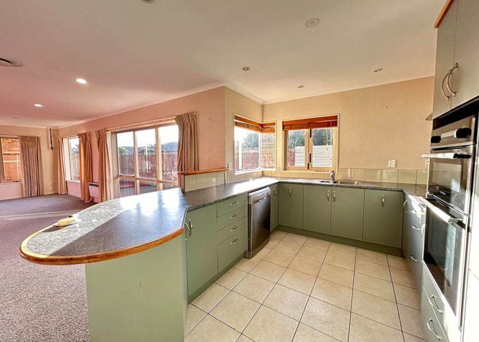  at 27 Bucklands Crescent, Papamoa Beach, Tauranga, Bay Of Plenty