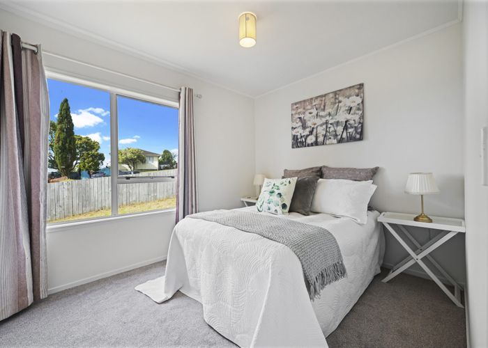  at 15 Doone Place, Massey, Waitakere City, Auckland