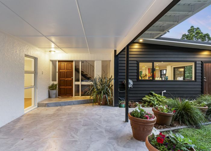  at 201B Godley Road, Titirangi, Auckland