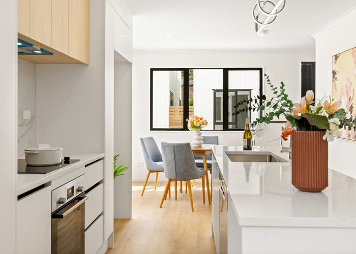  at 113 Beach Road, Te Atatu Peninsula, Waitakere City, Auckland