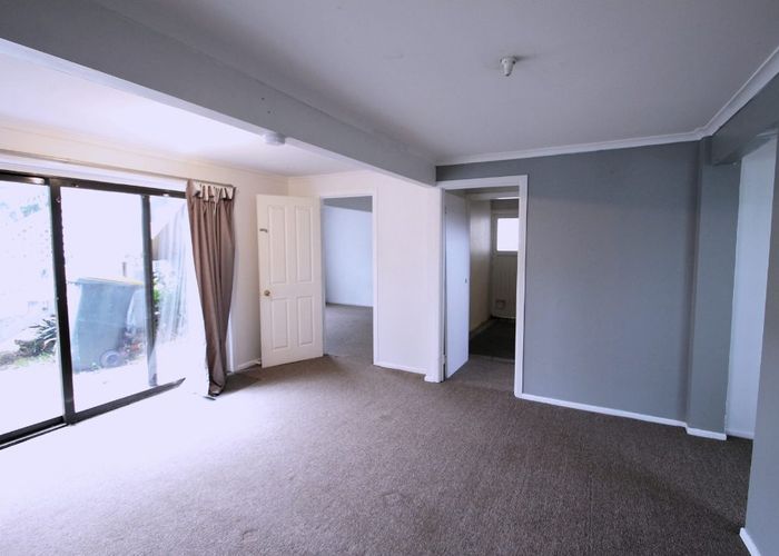  at 265B Te Atatu Rd, Te Atatu South, Waitakere City, Auckland