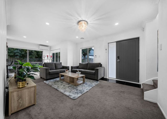  at 20A Woolfield Road, Papatoetoe, Manukau City, Auckland