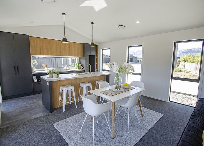  at 13 Phoenix Place, Cromwell, Cromwell