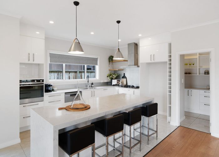  at 61 Bayvista Drive, Karaka, Papakura