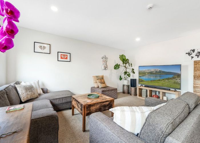  at 5/5 Cook Street, Howick, Manukau City, Auckland