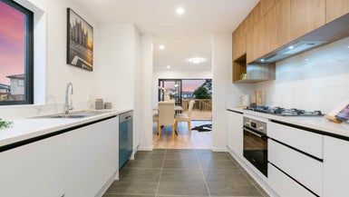  at 38 Cloonlyon Drive, Flat Bush, Auckland