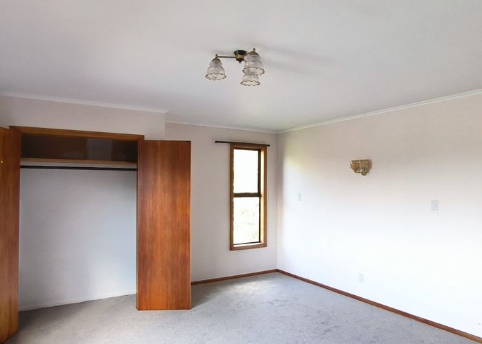  at 65a Uxbridge Rd, Mellons Bay, Manukau City, Auckland