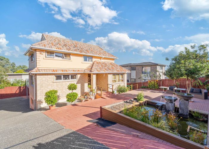  at 567B Glenfield Road, Glenfield, Auckland