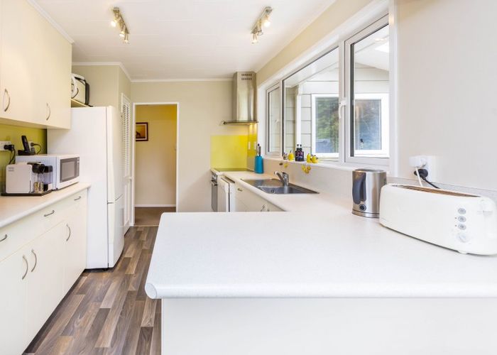  at 59 Elmslie Road, Pinehaven, Upper Hutt