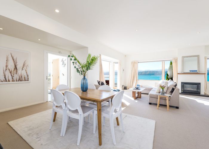  at 293 Karaka Bay Road, Karaka Bays, Wellington