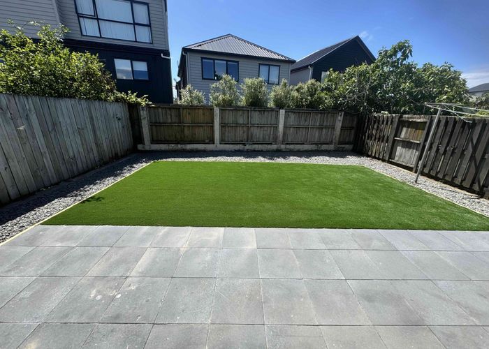  at 2/14 Swan Crescent, Pakuranga, Manukau City, Auckland