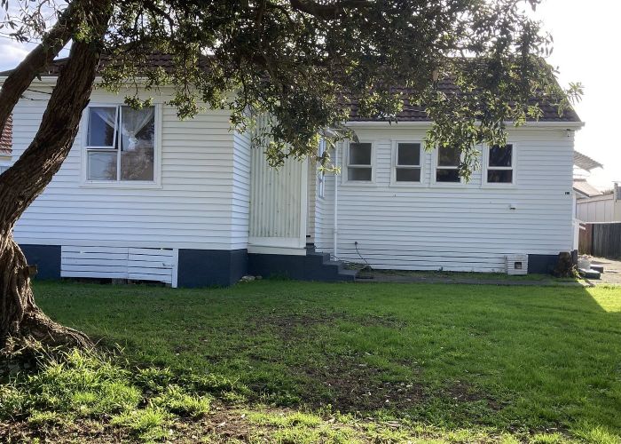  at 10 Kilmister Grove, Boulcott, Lower Hutt, Wellington