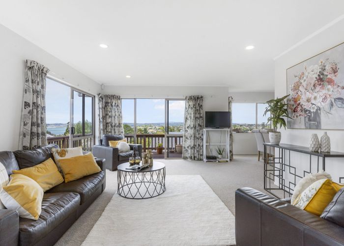  at 1/57 Mellons Bay Road, Mellons Bay, Auckland