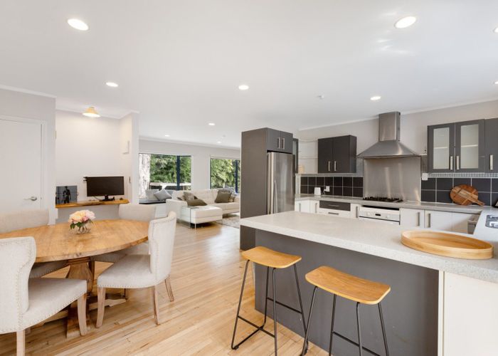  at 415 Welcome Bay Road, Welcome Bay, Tauranga