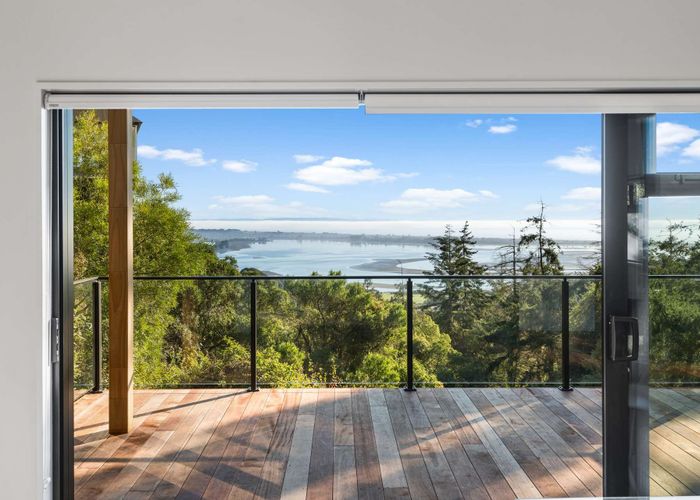  at 145 Mt Pleasant Road, Mount Pleasant, Christchurch City, Canterbury