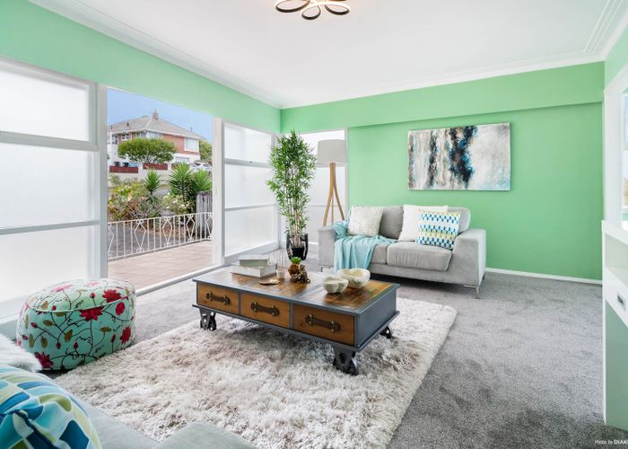 at 4 Drew Street, Mount Roskill, Auckland