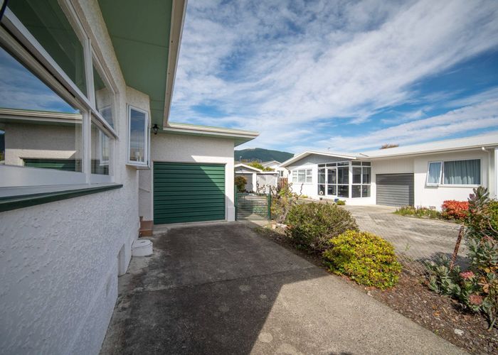  at 27 Kipling Crescent, Stoke, Nelson