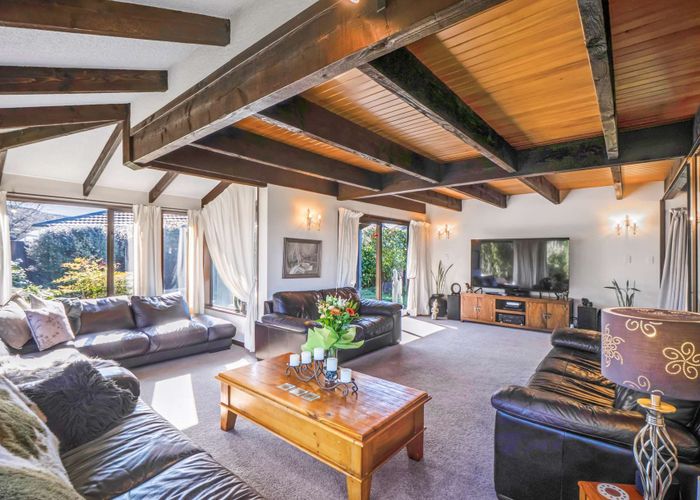  at 8 Payling Lane, Mairehau, Christchurch City, Canterbury