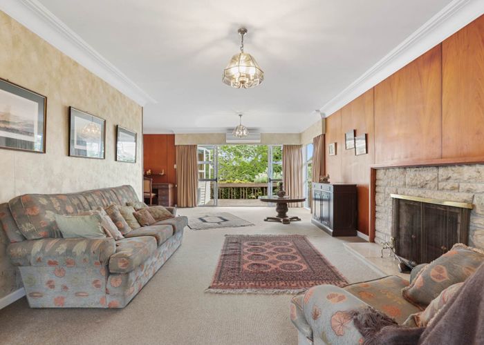  at 232 Whitney Street, Blockhouse Bay, Auckland