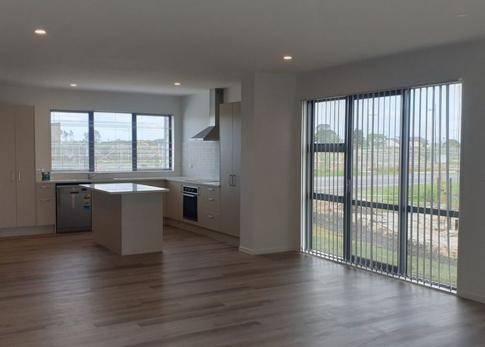  at 180 Walters Road, Takanini, Papakura, Auckland