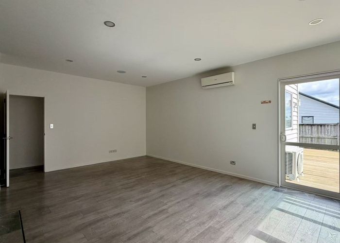  at 12 Wallen Road, Flat Bush, Manukau City, Auckland