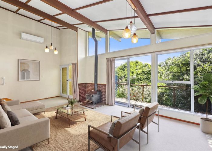  at 39 Gazelle Avenue, Beach Haven, North Shore City, Auckland