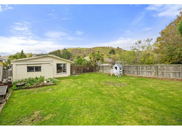  at 11 Curries Road, Hillsborough, Christchurch