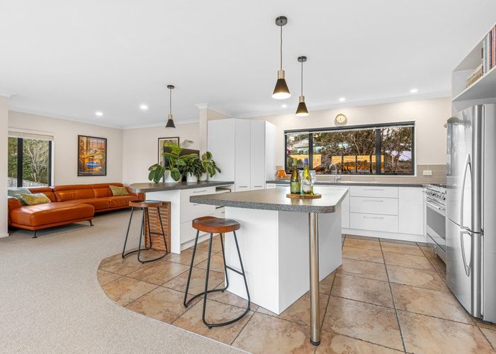  at 6 Double Bay Place, Army Bay, Rodney, Auckland
